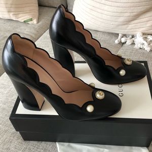 Gucci Scalloped Malaga Nero Heels